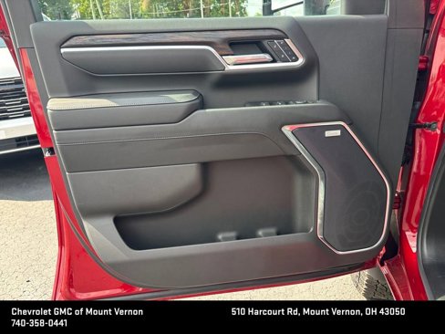 New 2025 GMC Sierra 2500 SLT w/ SLT Premium Package image 13
