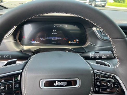 Used 2023 Jeep Grand Cherokee L Overland image 26