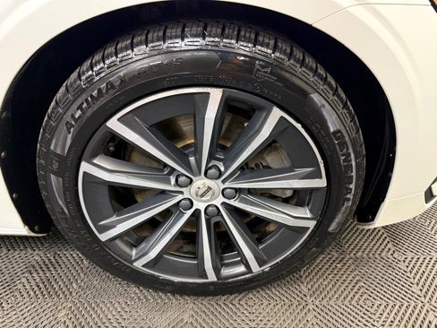 Used 2021 Volvo S60 T6 Momentum image 23