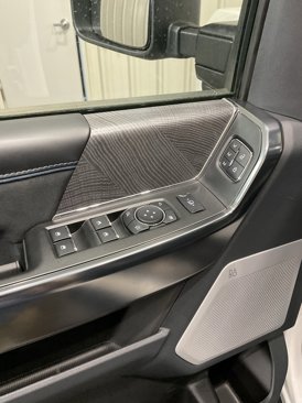 Used 2025 Ford F350 Platinum image 7