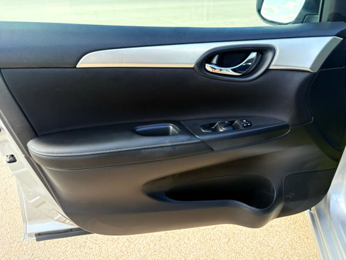 Used 2019 Nissan Sentra S image 21