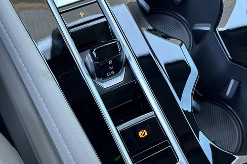 New 2026 Volkswagen Atlas SEL Premium R-Line image 22