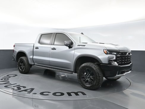 Used 2024 Chevrolet Silverado 1500 ZR2 w/ Technology Package image 2