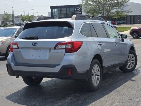 Used 2019 Subaru Outback 2.5i Premium image 9