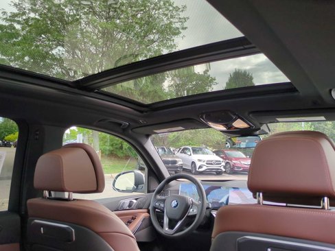New 2026 BMW X5 xDrive50e w/ Executive Package image 22