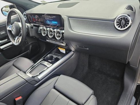 Used 2025 Mercedes-Benz GLA 250 image 20
