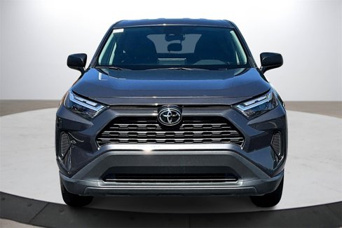 Used 2024 Toyota RAV4 LE image 3