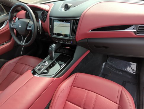 Certified 2022 Maserati Levante GT image 11