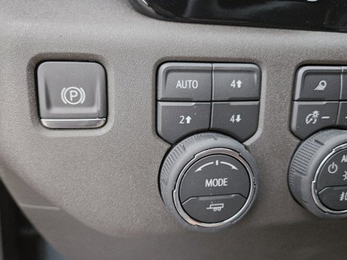 New 2026 Chevrolet Silverado 2500 LTZ w/ LTZ Convenience Package image 24