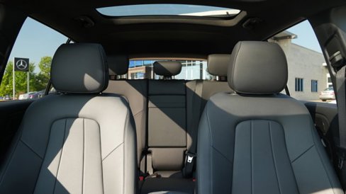 Certified 2025 Mercedes-Benz GLB 250 image 44