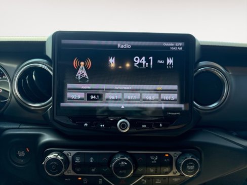 Used 2021 Jeep Wrangler Unlimited Rubicon image 6
