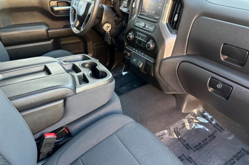 Used 2020 Chevrolet Silverado 1500 Custom Trail Boss w/ Custom Convenience Package image 18