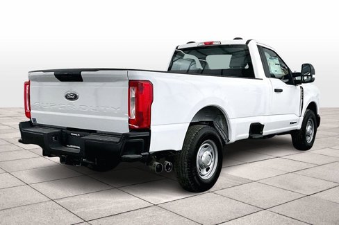 New 2026 Ford F250 XL w/ F-250 >10K GVWR Package image 11