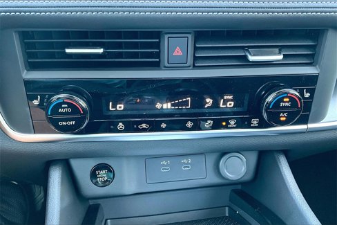 New 2026 Nissan Rogue SV w/ Cold Weather Package image 22