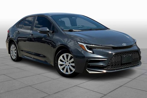 Used 2023 Toyota Corolla SE image 3
