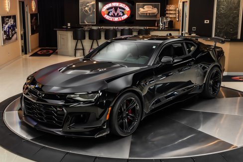 Used 2022 Chevrolet Camaro ZL1 image 5