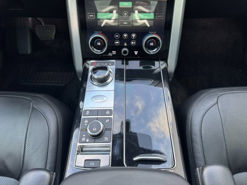 Used 2018 Land Rover Range Rover HSE image 23