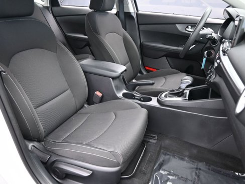 Used 2021 Kia Forte LXS image 41