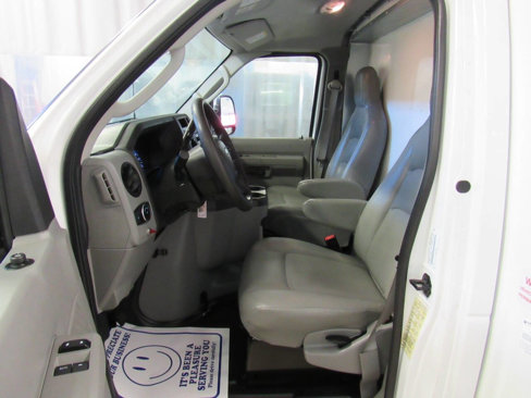 Used 2024 Ford E-350 and Econoline 350 Super Duty w/ Power Windows & Locks Group image 37