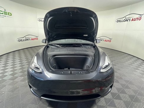 Used 2024 Tesla Model Y 2WD image 14