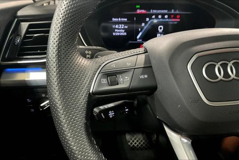 Certified 2025 Audi Q5 2.0T Premium Plus w/ Premium Plus Package image 18