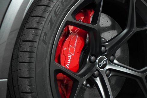 New 2025 Audi RS Q8 performance image 12