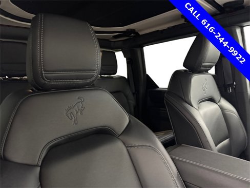 New 2025 Ford Bronco Badlands image 7