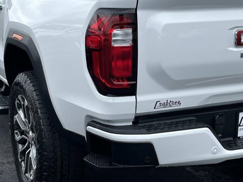 New 2026 GMC Canyon Denali image 6