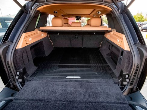 New 2025 Land Rover Range Rover SE image 51