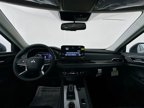 New 2024 Mitsubishi Outlander SEL image 27