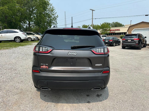 Used 2019 Jeep Cherokee Latitude Plus w/ Cold Weather Group image 4