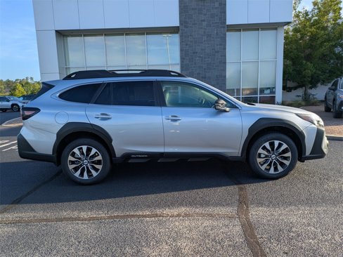 New 2025 Subaru Outback Limited image 6