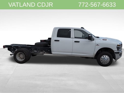 New 2026 RAM 3500 Tradesman w/ Chrome Appearance Group image 5