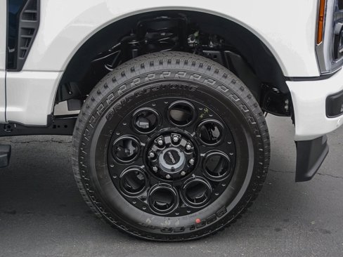 New 2025 Ford F250 Lariat image 11