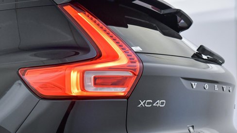 Certified 2025 Volvo XC40 B5 Plus w/ Climate Package image 12