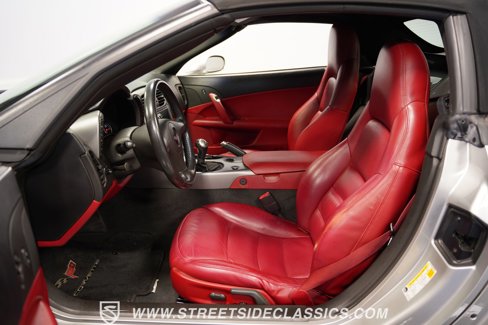 Used 2006 Chevrolet Corvette Convertible w/ Preferred Equipment Group image 38