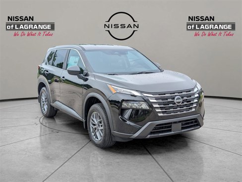 New 2026 Nissan Rogue S image 3