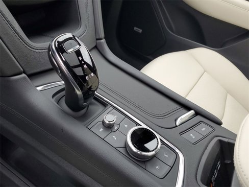 New 2025 Cadillac XT6 Sport w/ Technology Package image 16