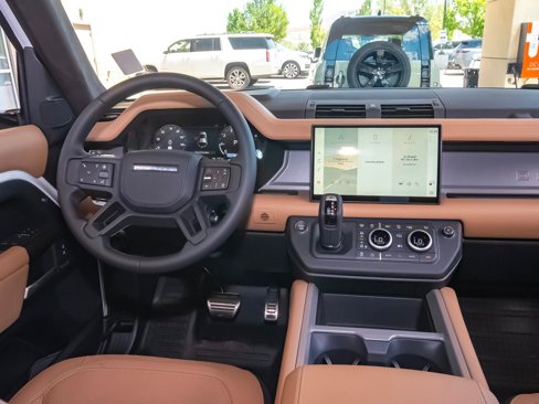 New 2025 Land Rover Defender 110 V8 image 39