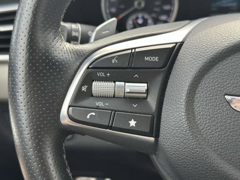 Used 2023 Genesis G70 2.0T w/ Sport Prestige Package image 23