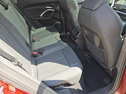 New 2025 Audi Q5 Premium Plus image 18