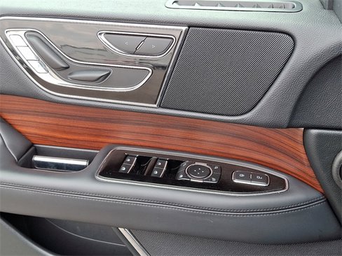 Certified 2024 Lincoln Navigator Premiere image 23