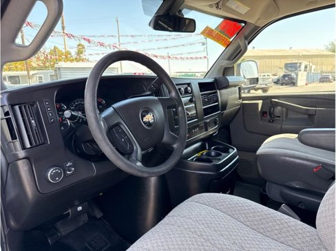Used 2019 Chevrolet Express 3500 LT w/ LT Preferred Equipment Group image 4