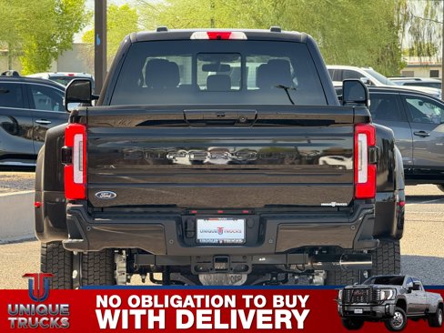 Used 2025 Ford F450 Platinum w/ Camper Package image 6