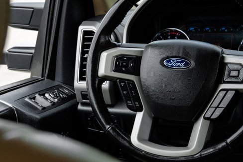Used 2022 Ford F450 Lariat w/ Lariat Ultimate Package image 18