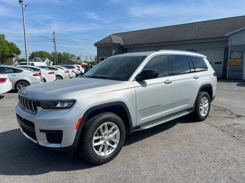 Used 2021 Jeep Grand Cherokee L Laredo w/ Luxury Tech Group I image 1