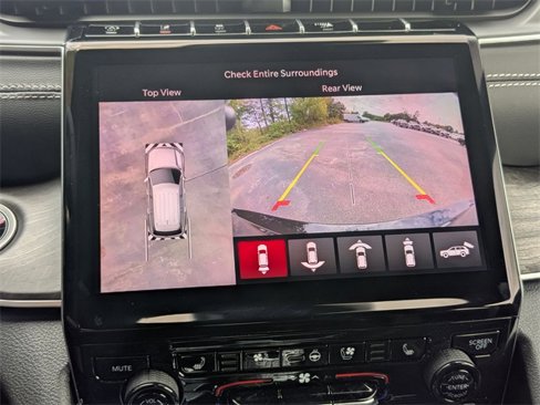 New 2025 Jeep Grand Cherokee L Limited w/ Luxury Tech Group II image 22