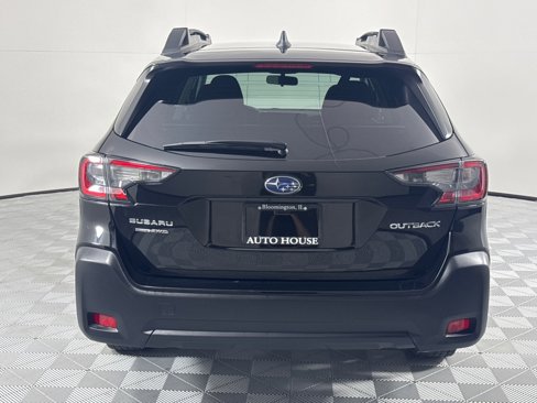 Used 2023 Subaru Outback Premium image 6