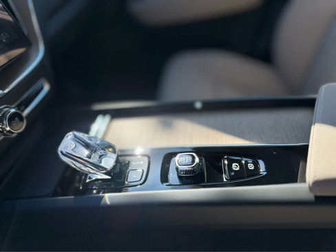 New 2026 Volvo XC60 B5 Plus w/ Protection Package Premier image 15