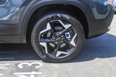 Certified 2024 Kia Seltos EX image 12